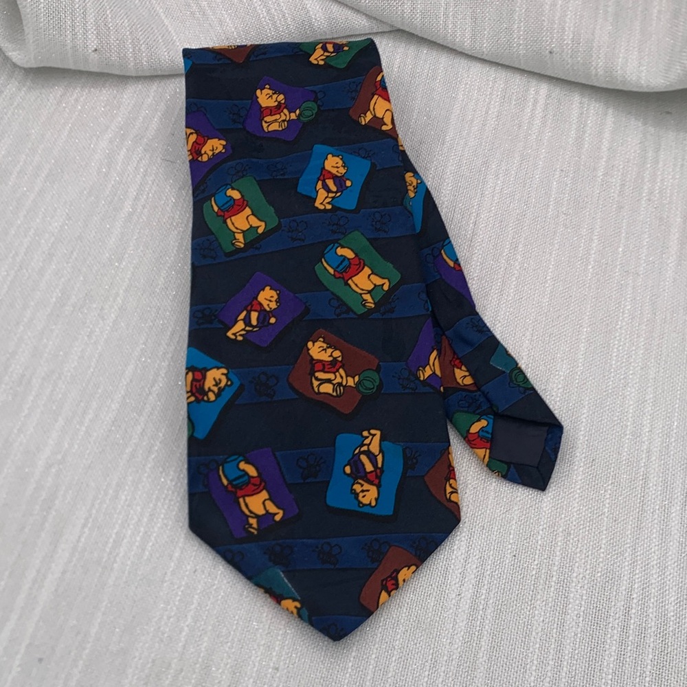 Disney Winnie the Pooh, tie Blue and Purple Cartoon Tie vintage